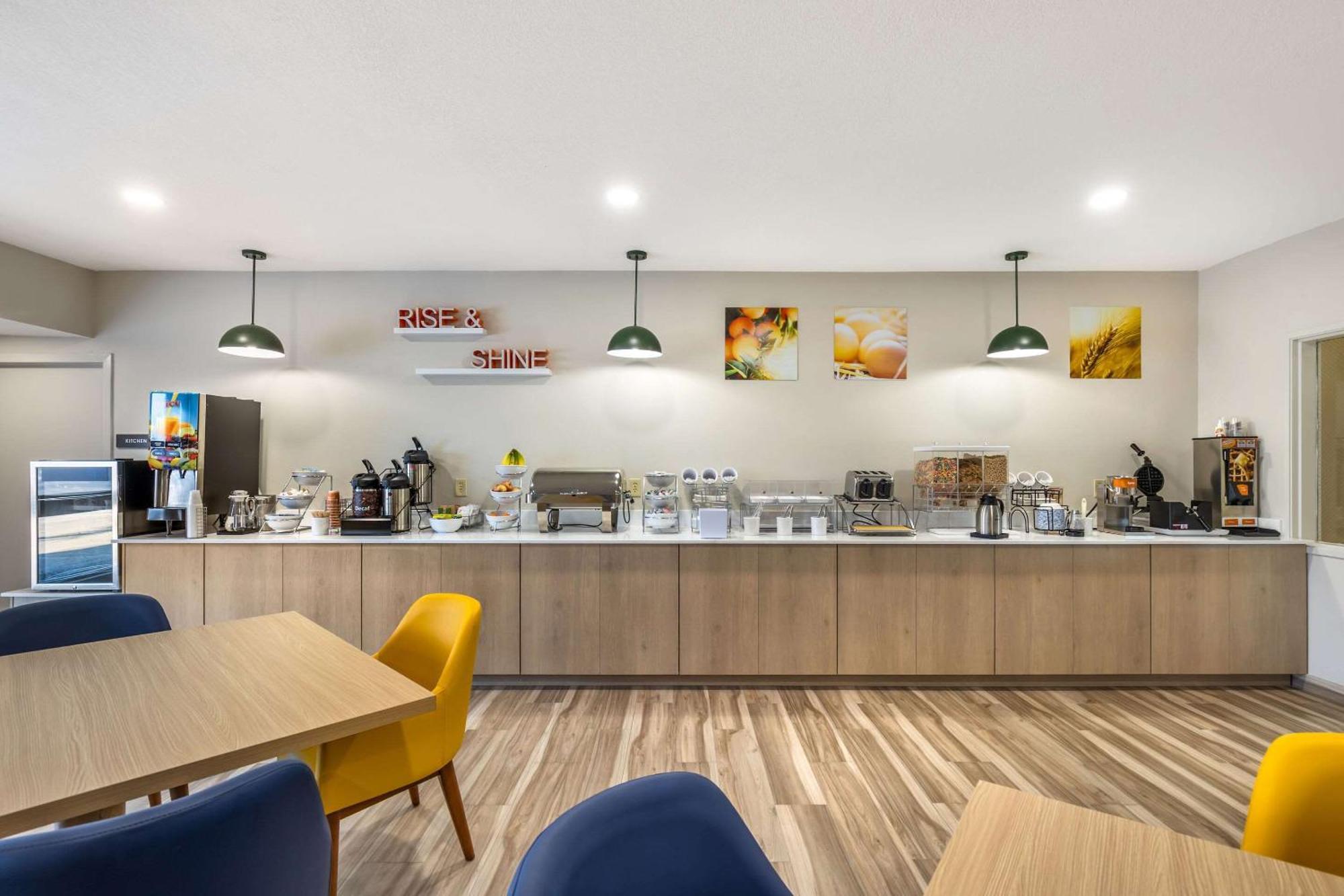 Comfort Inn Davenport East - Bettendorf Ντάβενπορτ Εξωτερικό φωτογραφία